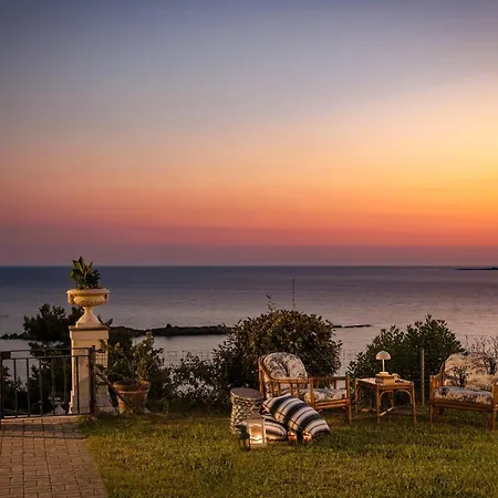 Rhoe Villa Minia